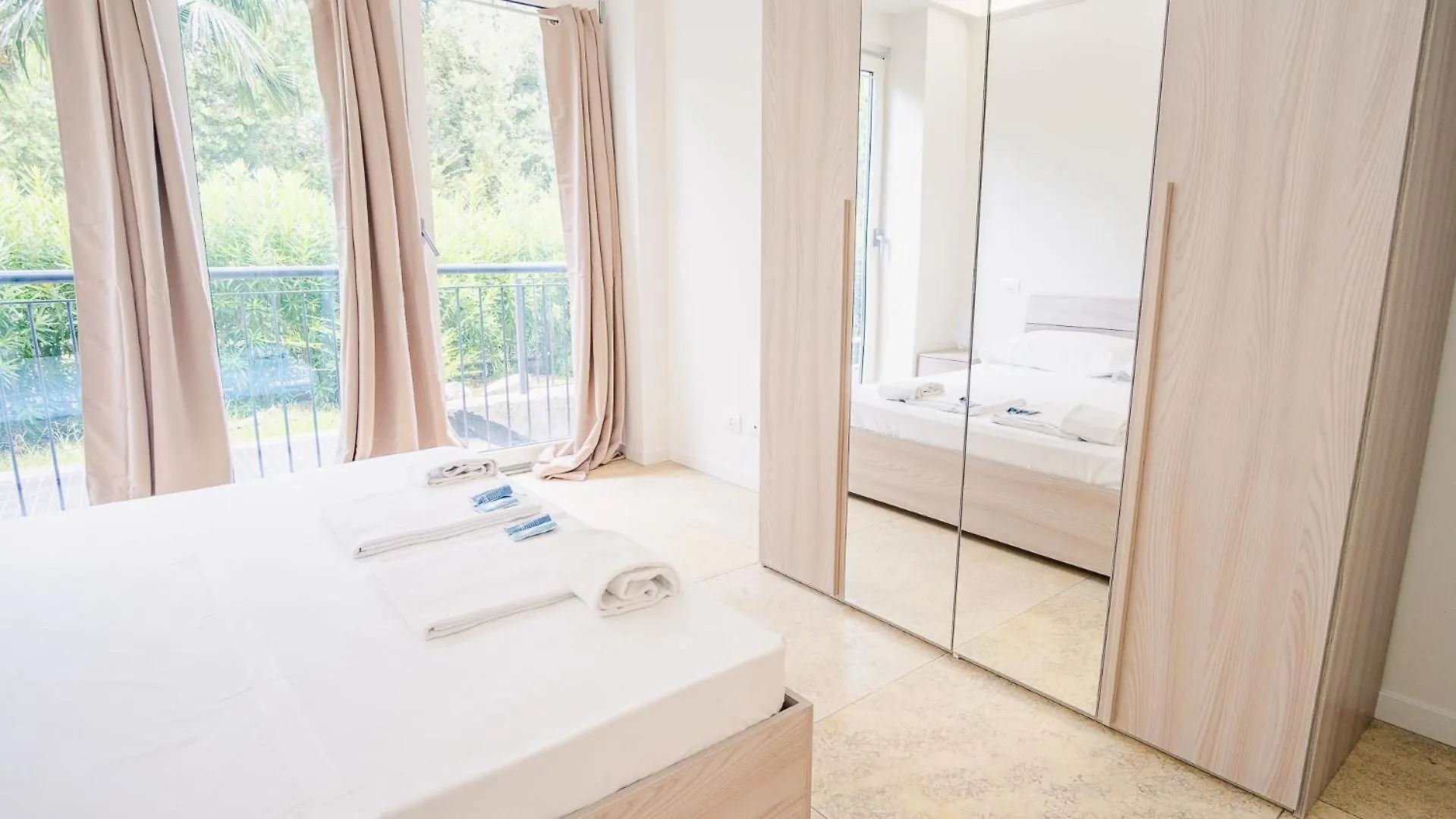 아파트 Relais Du Lac Village - Italian Homing 데센자노델가르다
