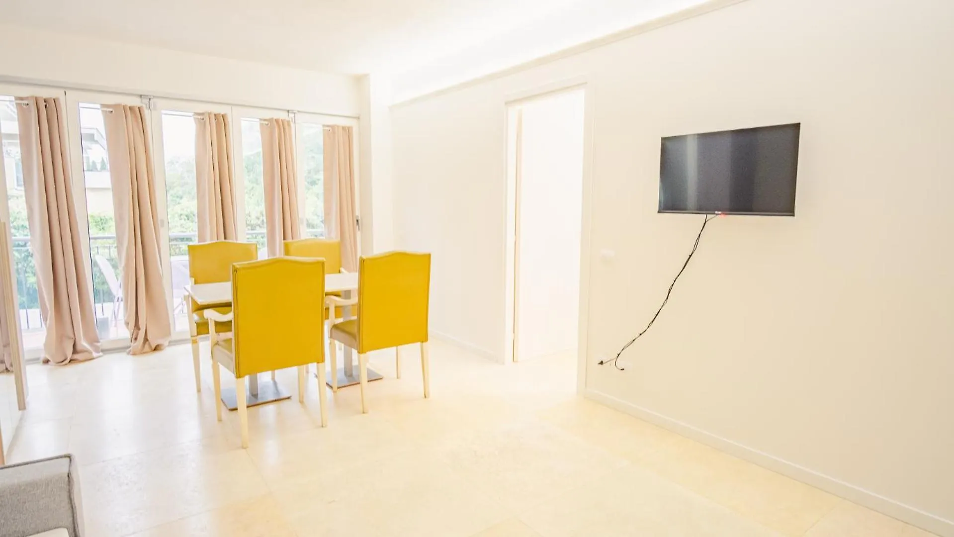 Relais Du Lac Village - Italian Homing 데센자노델가르다