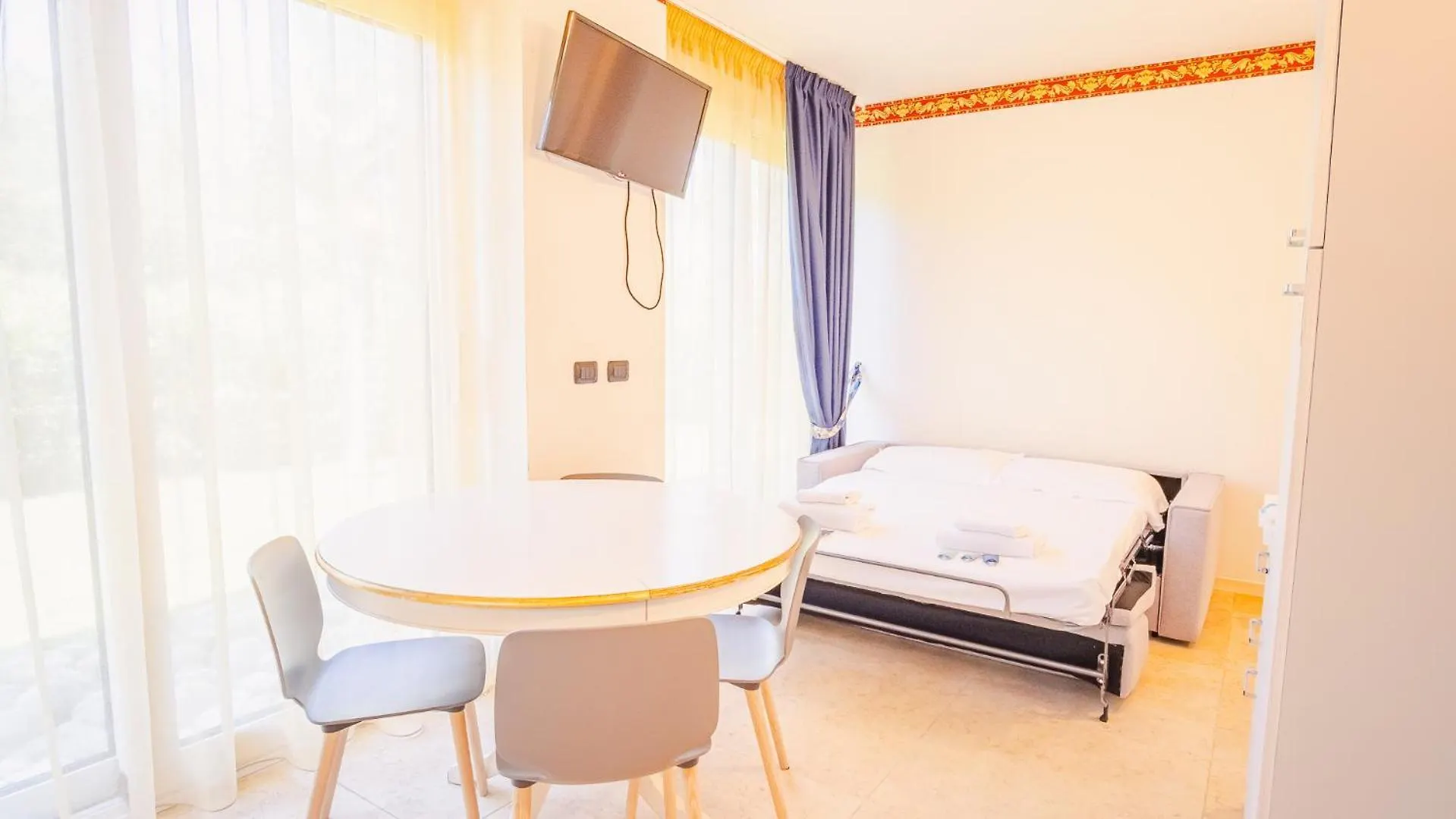 Relais Du Lac Village - Italian Homing 데센자노델가르다 아파트