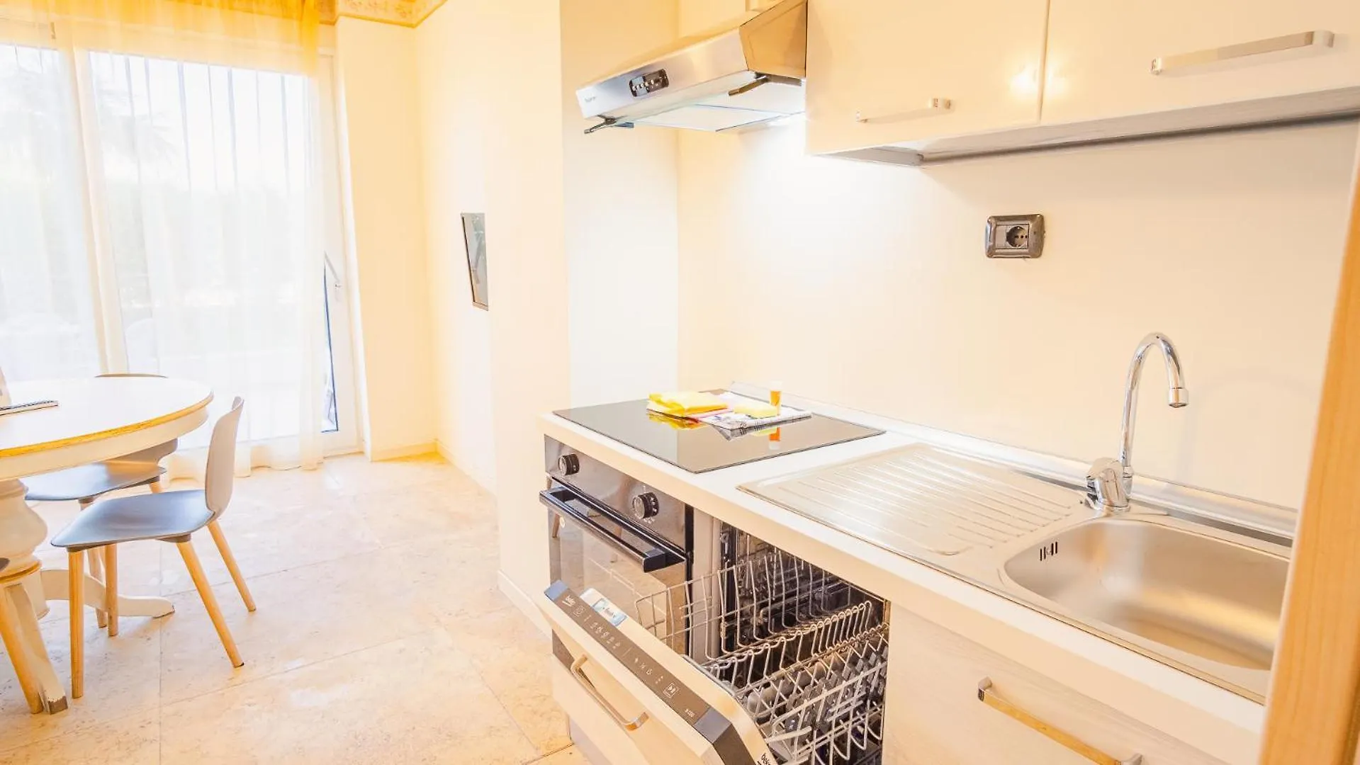 Relais Du Lac Village - Italian Homing 데센자노델가르다