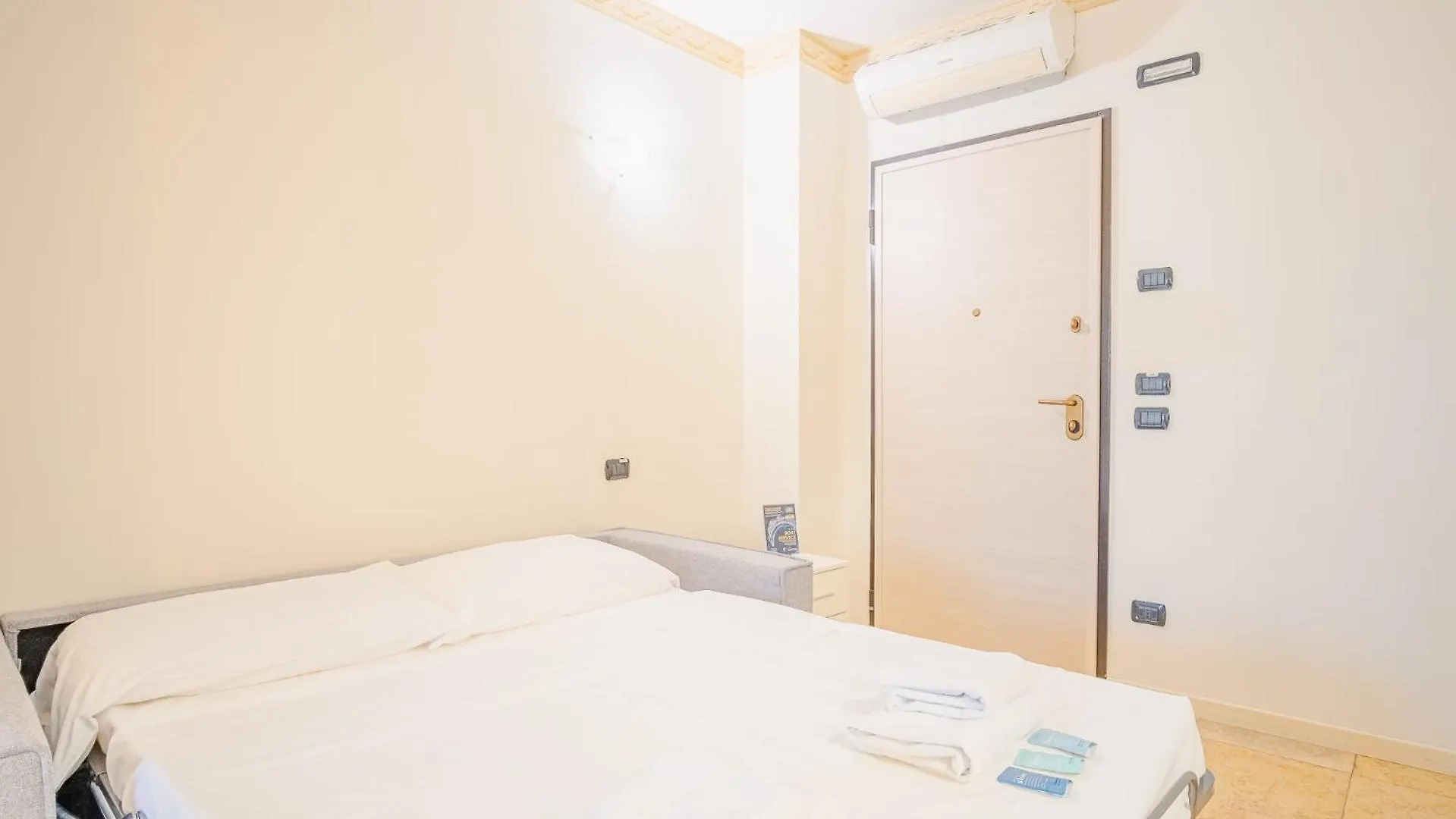 Relais Du Lac Village - Italian Homing 데센자노델가르다