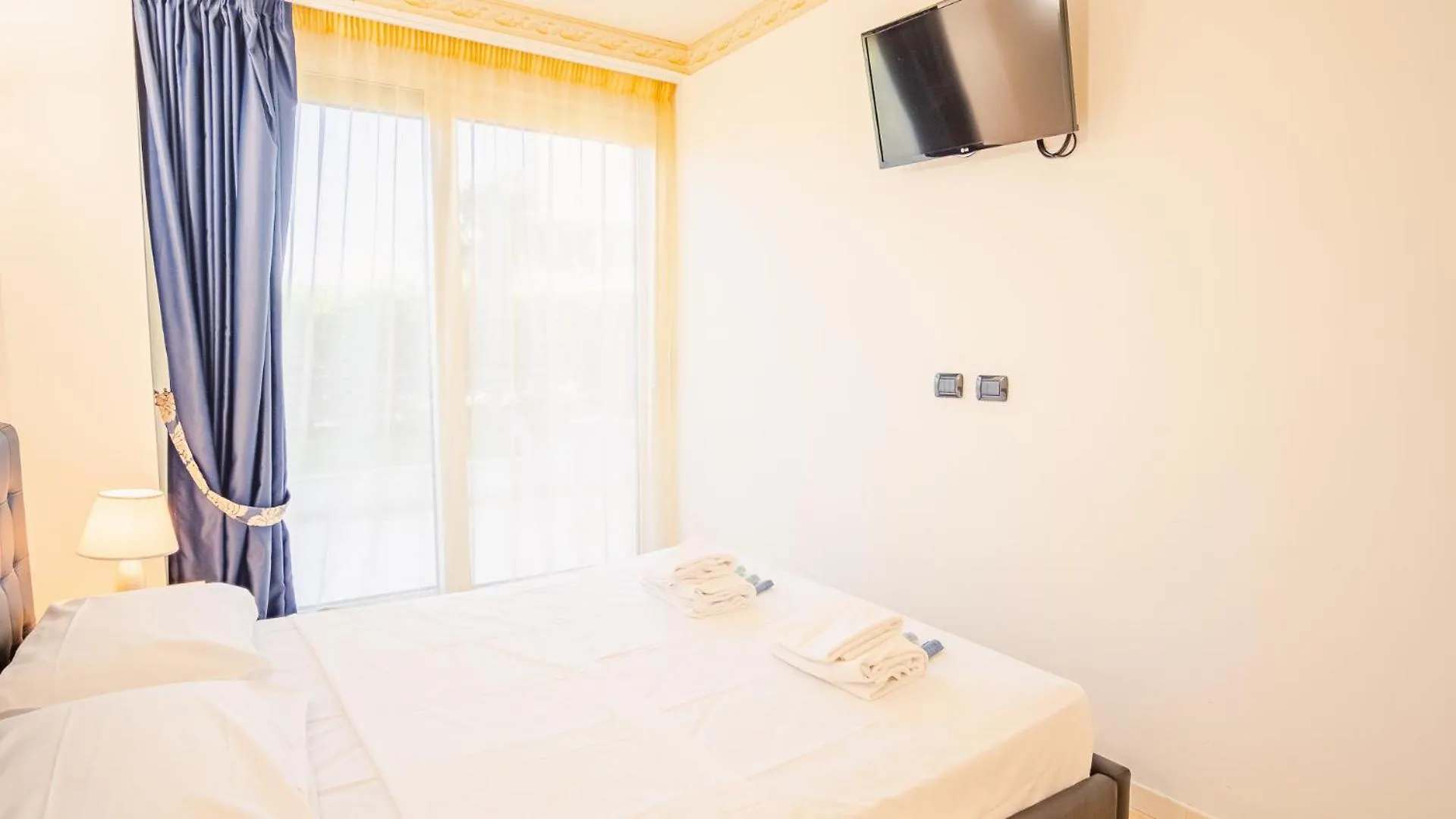 Relais Du Lac Village - Italian Homing 데센자노델가르다 이탈리아