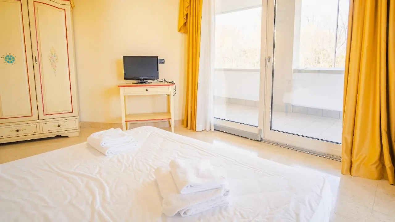 Relais Du Lac Village - Italian Homing Desenzano del Garda
