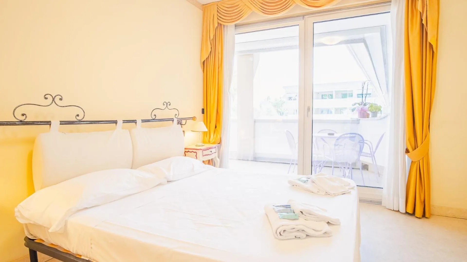Relais Du Lac Village - Italian Homing Desenzano del Garda