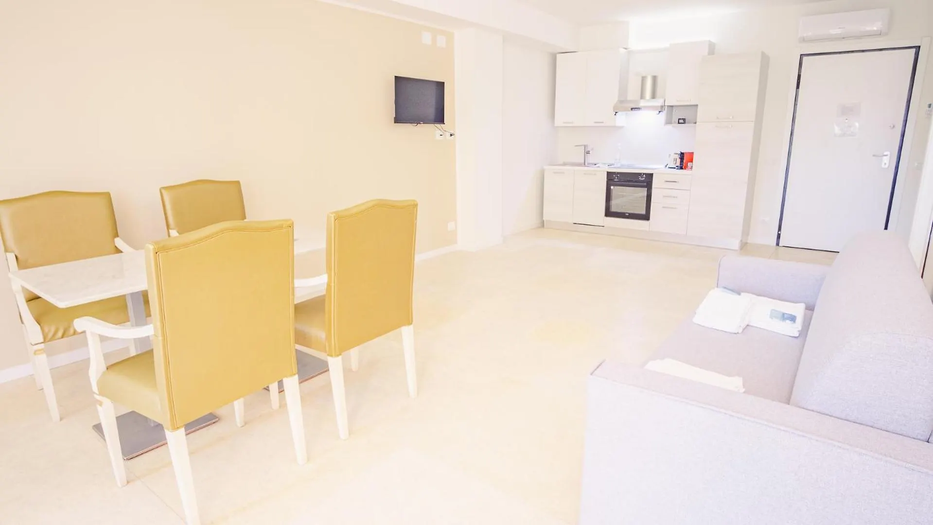 Relais Du Lac Village - Italian Homing Desenzano del Garda 0*,