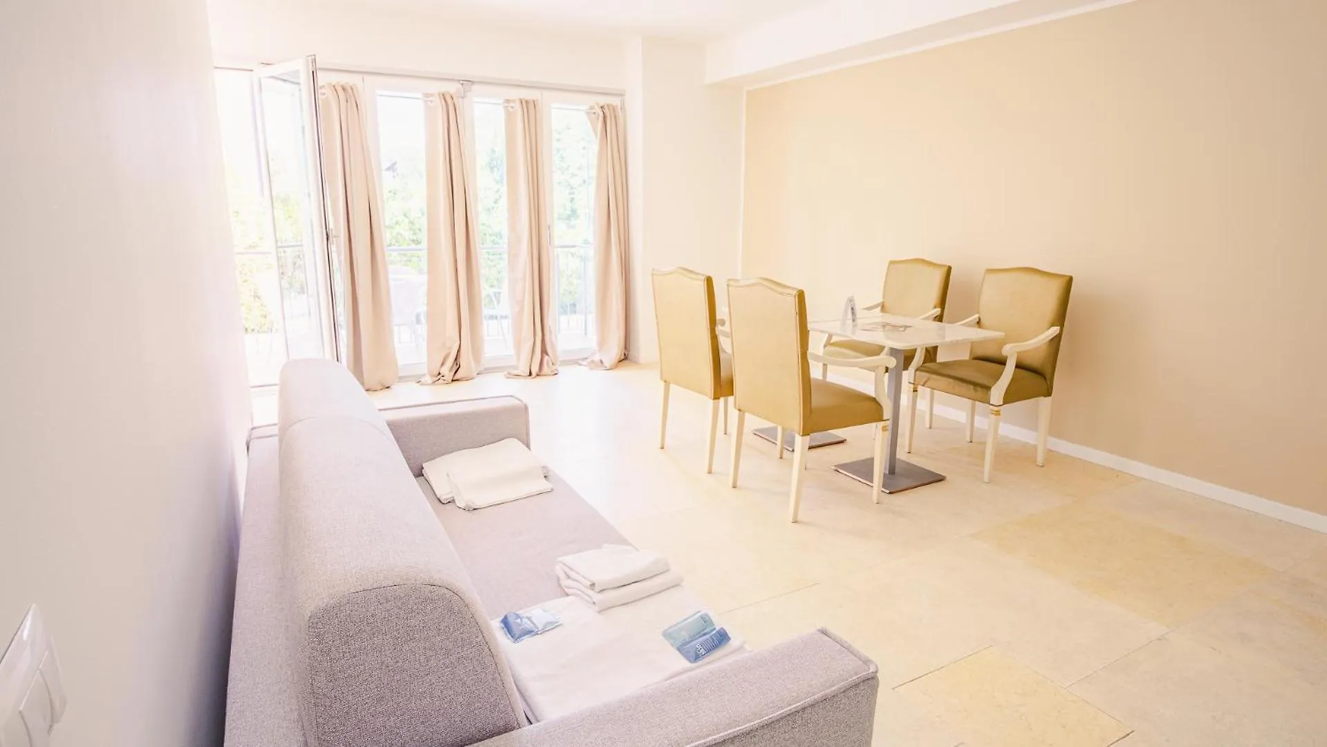 Apartamento Relais Du Lac Village - Italian Homing Desenzano del Garda Italia