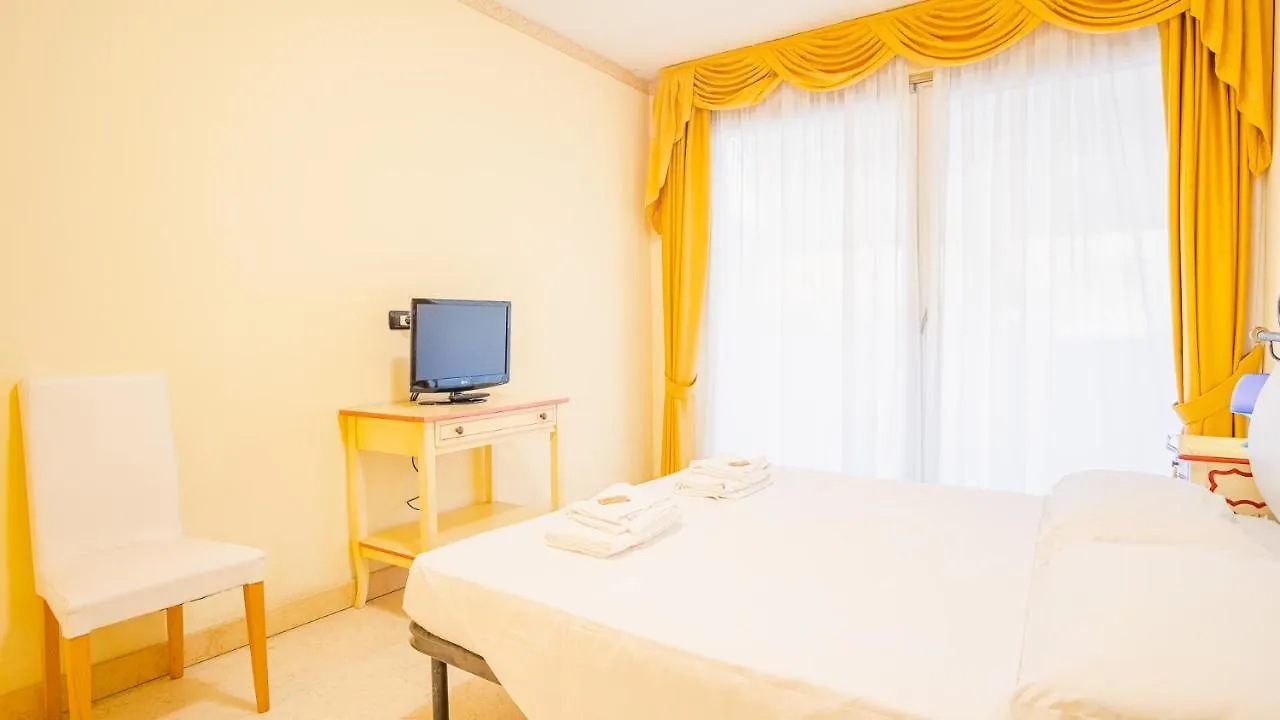 Relais Du Lac Village - Italian Homing Desenzano del Garda 0*,